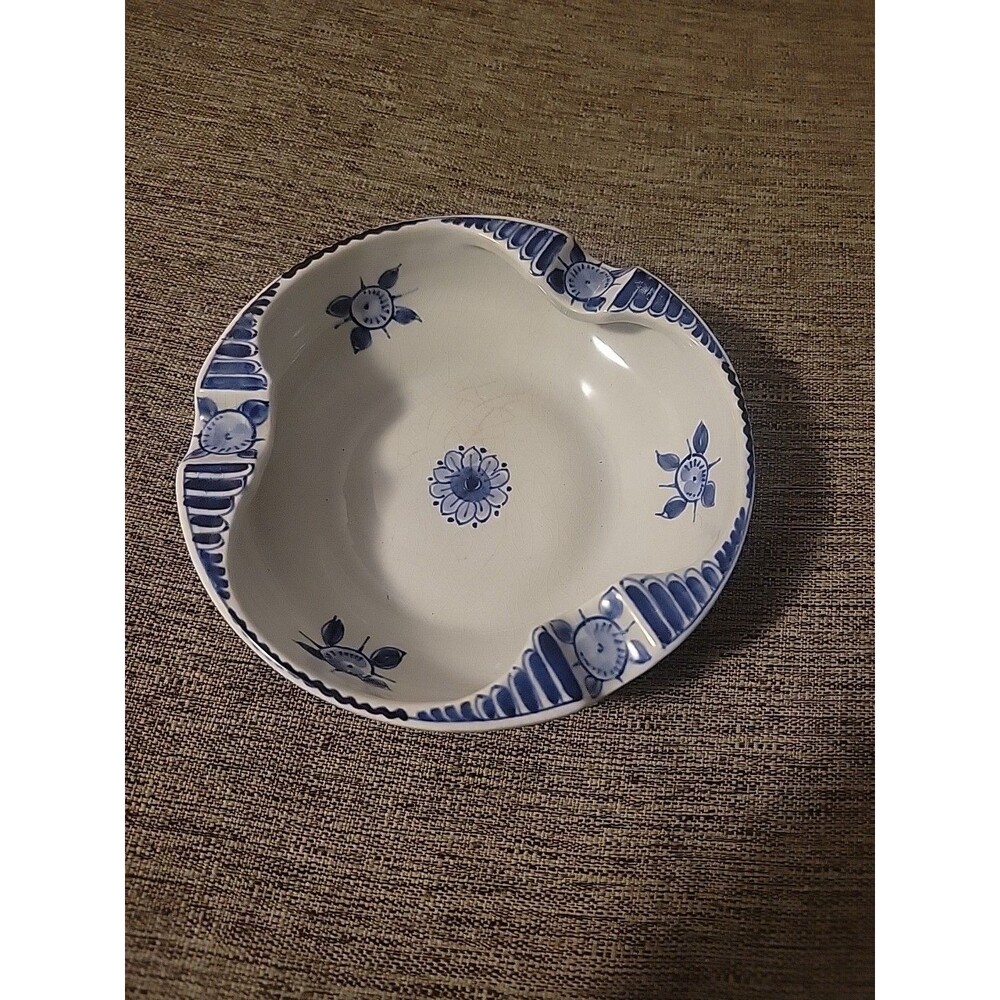 Vtg Royal Delft De Porceleyne Fles blue white ashtray floral decoration Dutch 5"